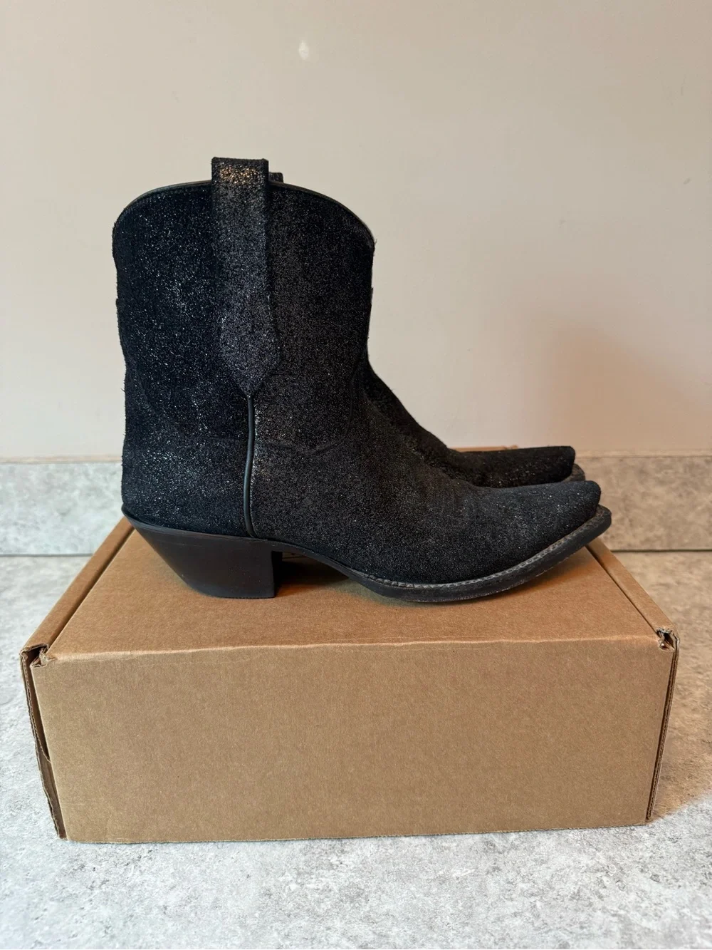 Kemo Sabe Grit Black Sparkle Lizzy Short Cowboy Boot